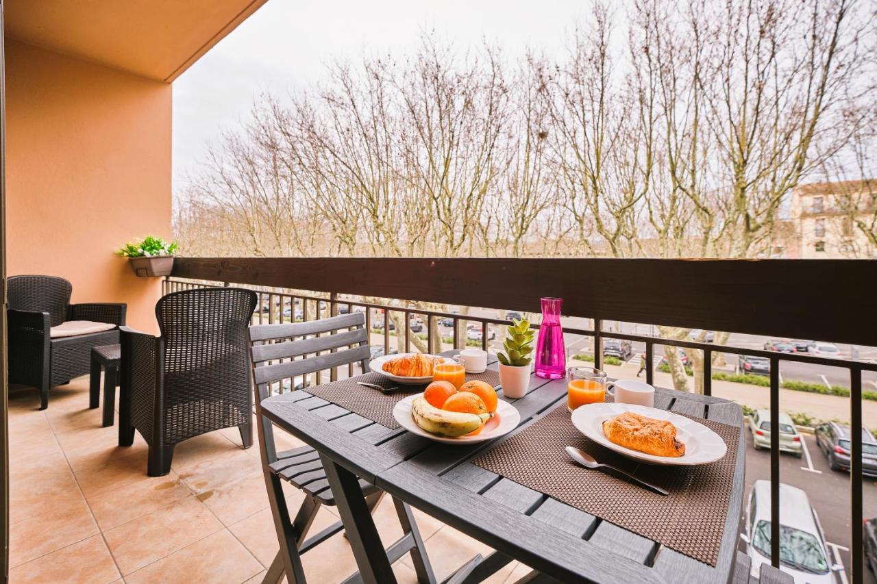 Tout Confort ! Climatisation, Centre-Ville, Parking, Terrasse, Wifi, Netflix Carcassonne Buitenkant foto